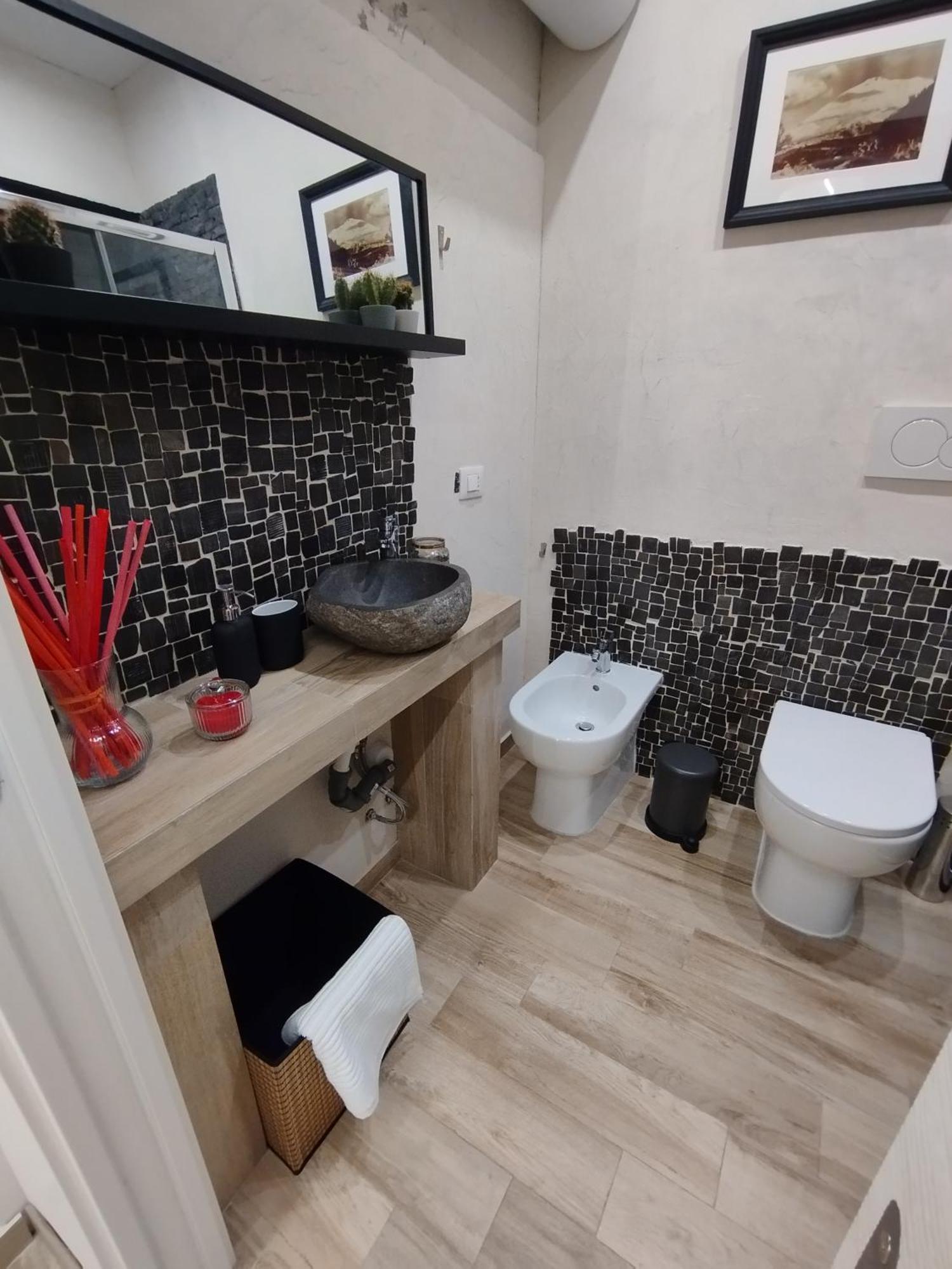 La Casa Nel Cortile Apartment คาตาเนีย ภายนอก รูปภาพ